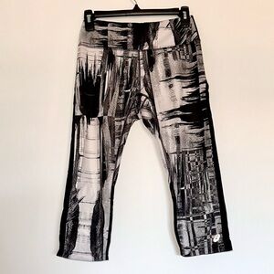 Asics Black and Gray Pattern Leggings